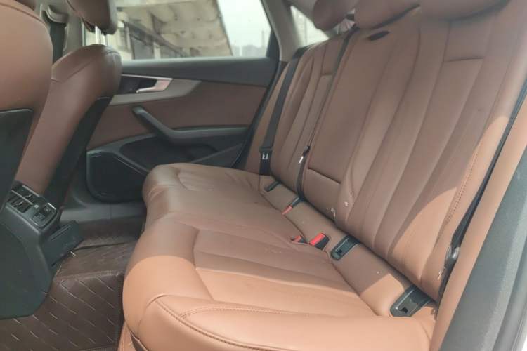 Used Audi A4L 2017 40 TFSI Fashion Model Left Rear Seat
