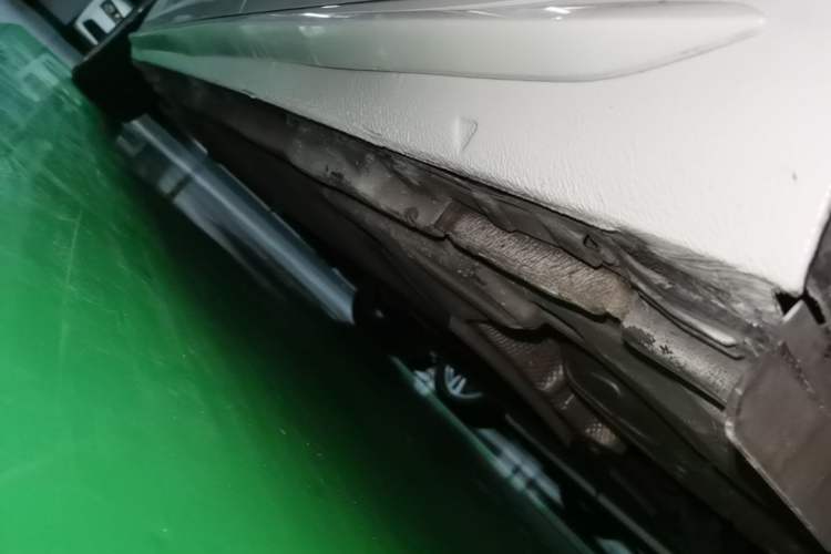 Used Audi A4L 2017 40 TFSI Fashion Model Left Side Sill