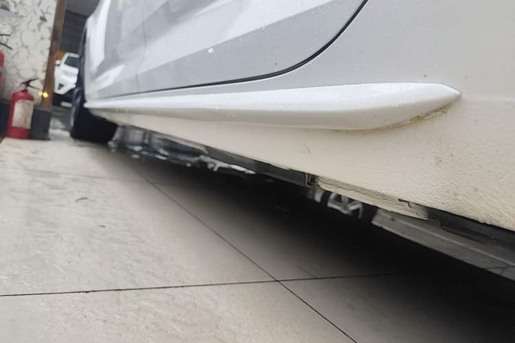 Used Audi A4L 2017 Plus 45 TFSI quattro Sport model Left Side Sill