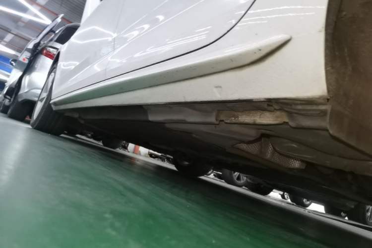 Used Audi A4L 2017 40 TFSI Fashion Model Left Side Sill
