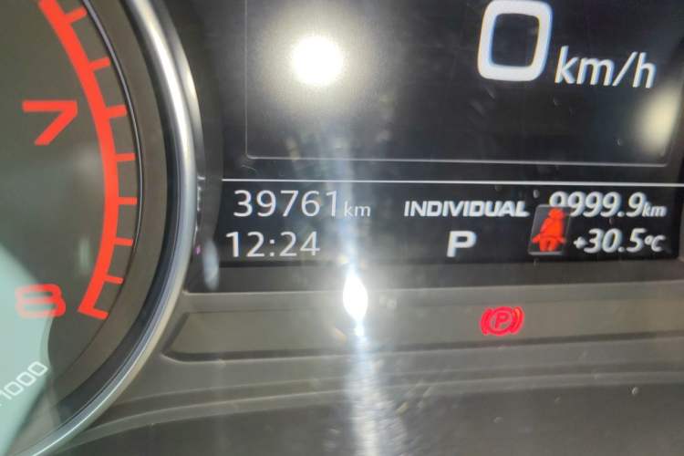 Used Audi A4L 2017 40 TFSI Style Edition Odometer Close Up