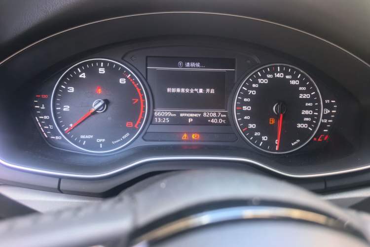 Used Audi A4L 2017 40 TFSI Ambition Edition Odometer Close Up