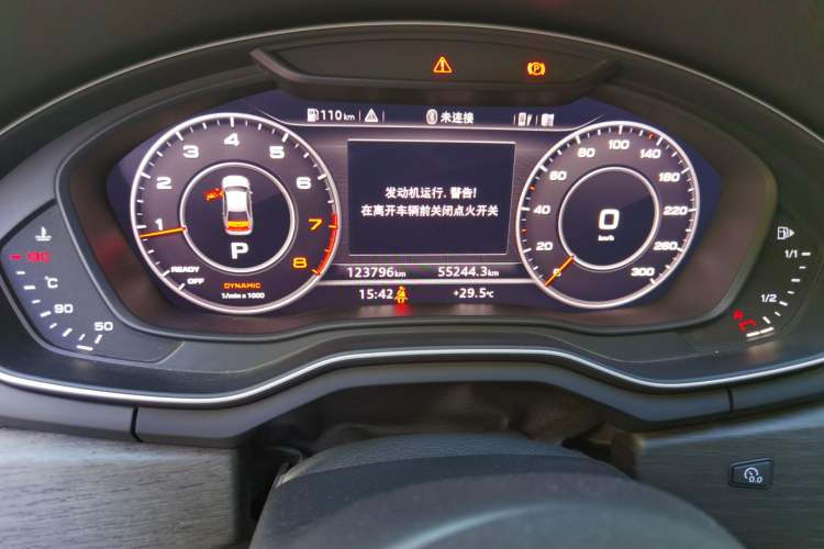 Used Audi A4L 2017 Plus 45 TFSI quattro Stylish Model Odometer Close Up