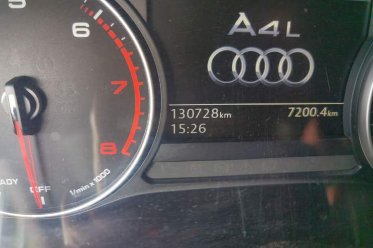 Used Audi A4L 2017 Plus 40 TFSI Ambition Model Odometer Close Up