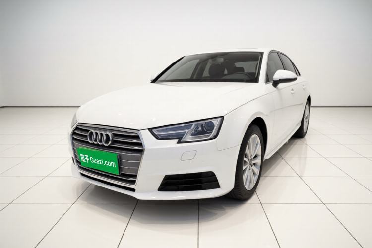 Gebrauchter Audi A4L 2017 Plus 40 TFSI Ambition Model Guazi used car, China used car export, Used car for sale, Used  cars, Cheapest cars for sale