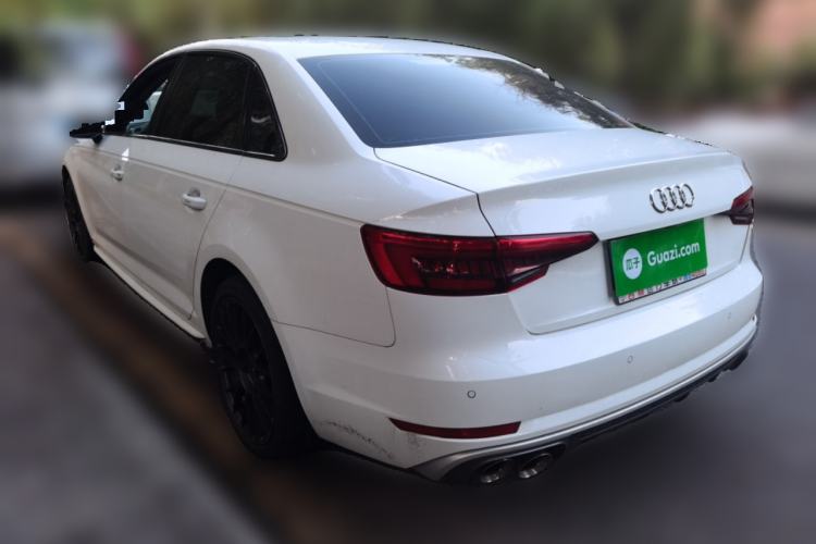 Used Audi A4L 2017 Plus 40 TFSI Ambition Model Rear Left 45 Deg