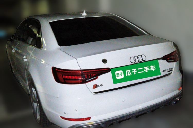 Used Audi A4L 2017 40 TFSI Fashion Model Rear Left 45 Deg