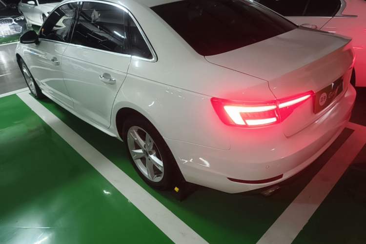 Used Audi A4L 2017 40 TFSI Fashion Model Rear Left 45 Deg