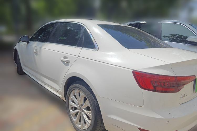 Used Audi A4L 2017 Plus 40 TFSI Ambition Model Rear Left 45 Deg