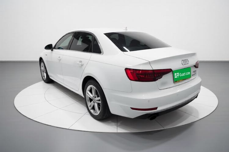 Used Audi A4L 2017 Plus 40 TFSI Fashion Model Rear Left 45 Deg