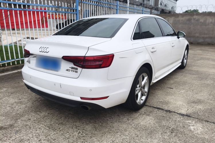 Used Audi A4L 2017 40 TFSI Fashion Model Rear Right 45 Deg