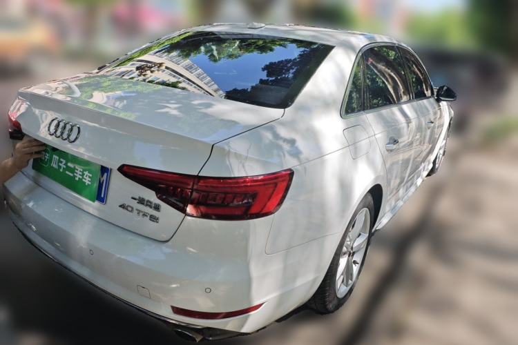 Used Audi A4L 2017 Plus 40 TFSI Fashion Model Rear Right 45 Deg