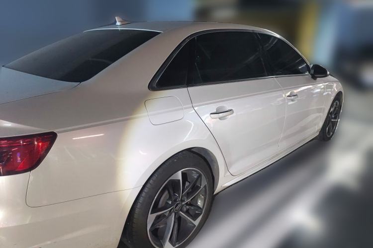 Used Audi A4L 2017 40 TFSI Fashion Model Rear Right 45 Deg