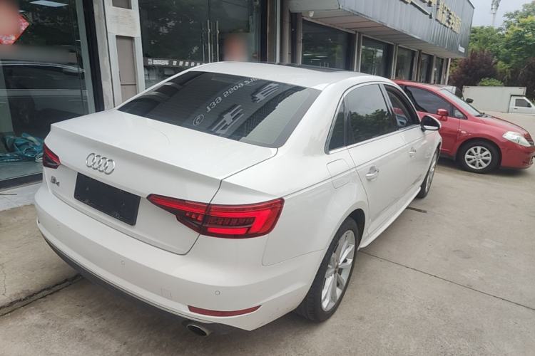 Used Audi A4L 2017 40 TFSI Style Edition Rear Right 45 Deg