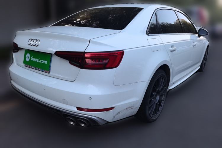 Used Audi A4L 2017 Plus 40 TFSI Ambition Model Rear Right 45 Deg