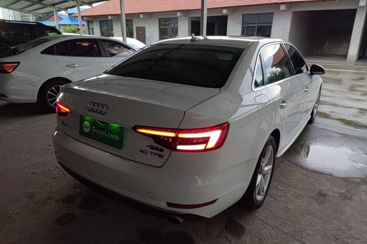 Used Audi A4L 2017 Plus 40 TFSI Fashion Model Rear Right 45 Deg