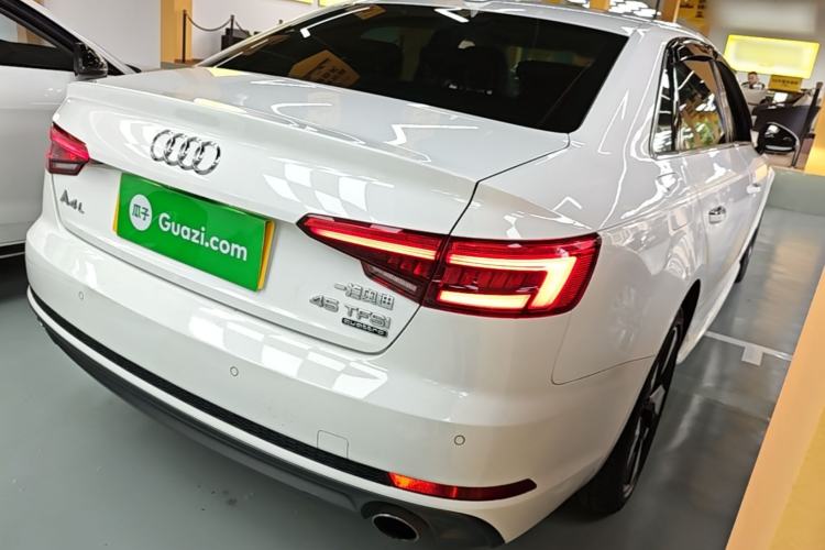 Used Audi A4L 2017 45 TFSI quattro Sport Edition Rear Right 45 Deg