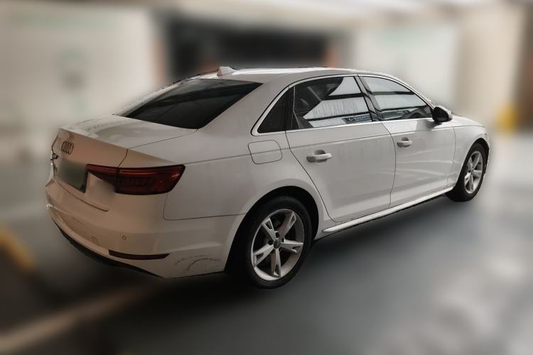 Used Audi A4L 2017 Plus 40 TFSI Fashion Model Rear Right 45 Deg