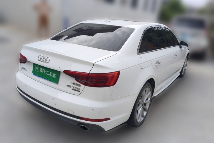 Used Audi A4L 2017 45 TFSI quattro Style Edition Rear Right 45 Deg