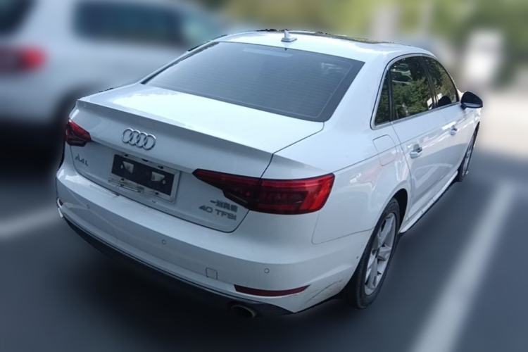Used Audi A4L 2017 Plus 40 TFSI Fashion Model Rear Right 45 Deg