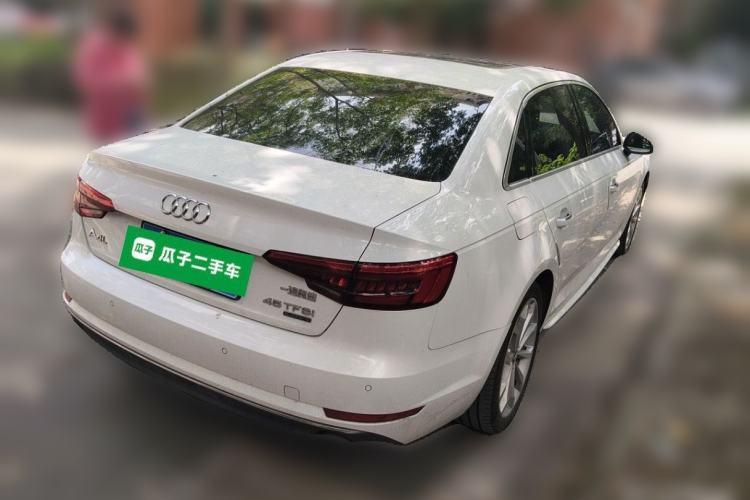 Used Audi A4L 2017 45 TFSI quattro Style Edition Rear Right 45 Deg