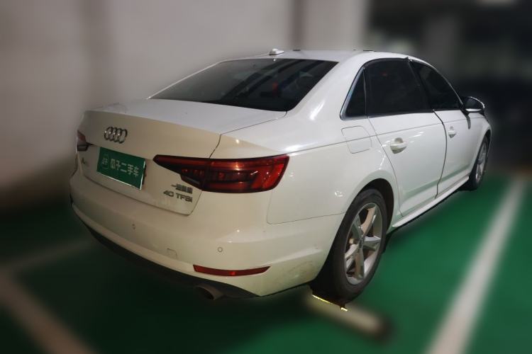 Used Audi A4L 2017 40 TFSI Fashion Model Rear Right 45 Deg