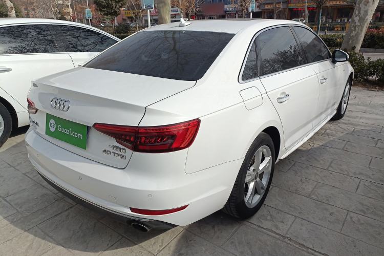 Used Audi A4L 2017 Plus 40 TFSI Fashion Model Rear Right 45 Deg