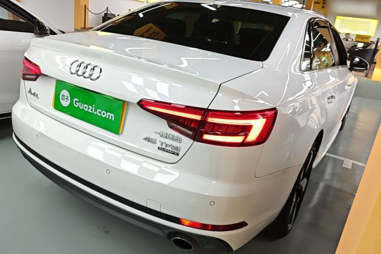 Used Audi A4L 2017 45 TFSI quattro Sport Edition Rear Right 45 Deg