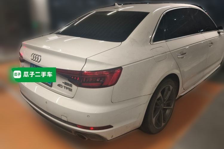 Used Audi A4L 2017 Plus 40 TFSI Style Edition Rear Right 45 Deg
