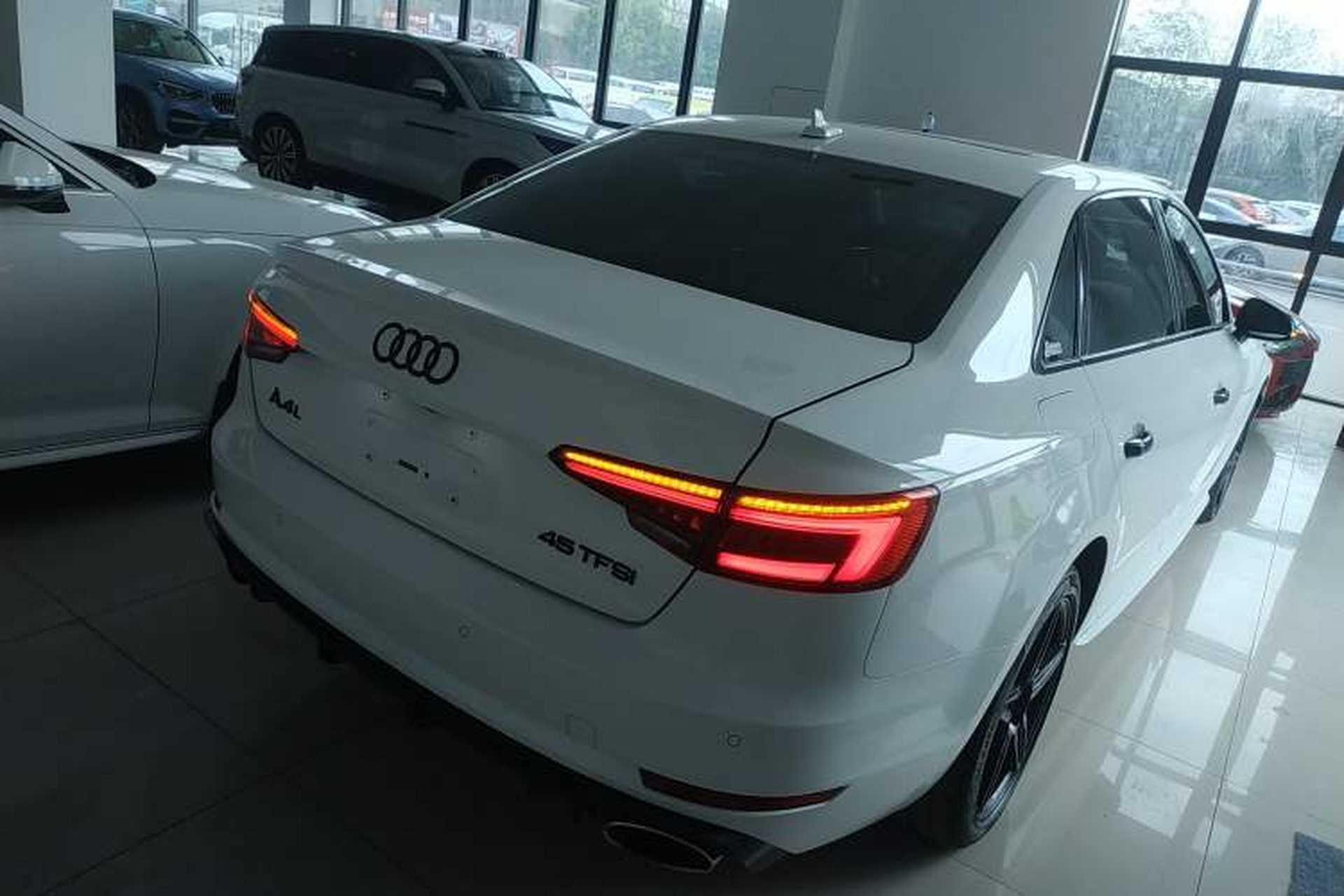 Used Audi A4L 2017 40 TFSI Fashion Model Rear Right 45 Deg
