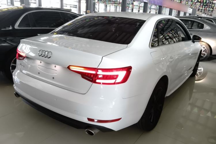 Used Audi A4L 2017 Plus 40 TFSI Ambition Model Rear Right 45 Deg