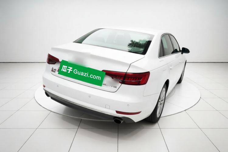 Used Audi A4L 2017 Plus 40 TFSI Fashion Model Rear Right 45 Deg