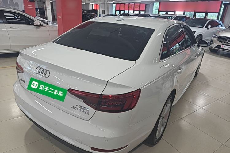 Used Audi A4L 2017 40 TFSI Fashion Model Rear Right 45 Deg