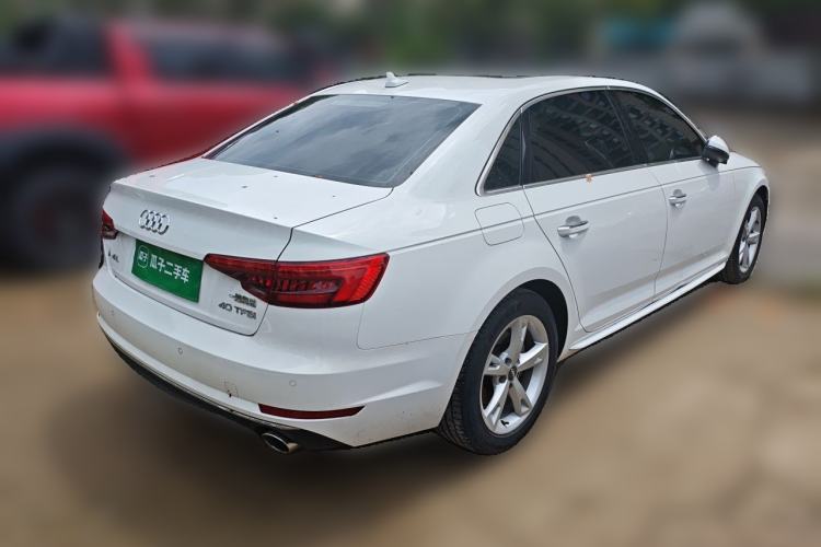 Used Audi A4L 2017 Plus 40 TFSI Fashion Model Rear Right 45 Deg