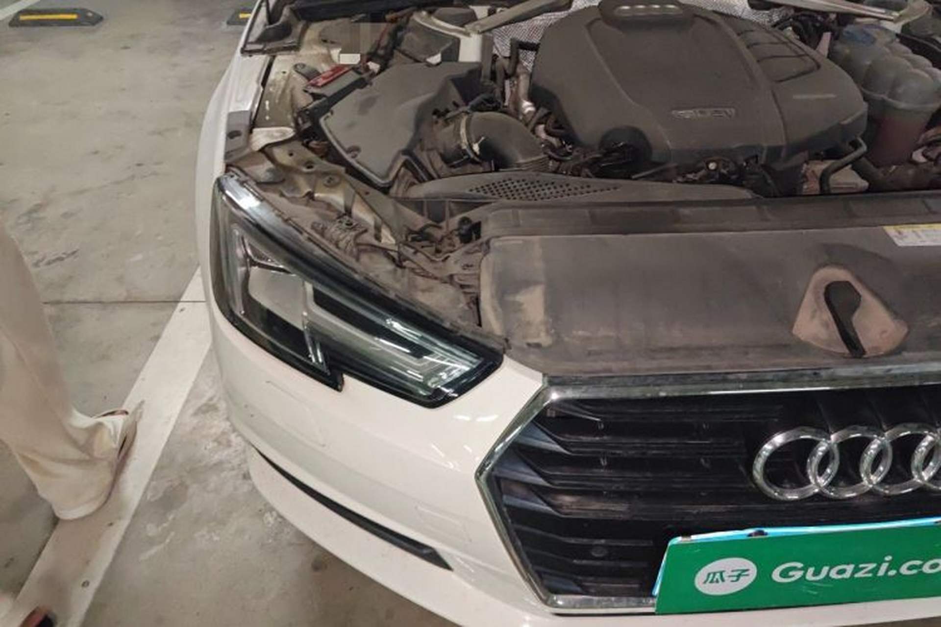 Used Audi A4L 2017 40 TFSI Fashion Model Right Front Headlight