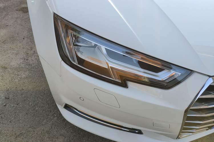 Used Audi A4L 2017 Plus 40 TFSI Ambition Model Right Front Headlight