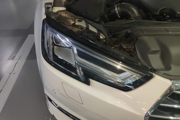 Used Audi A4L 2017 40 TFSI Style Edition Right Front Headlight