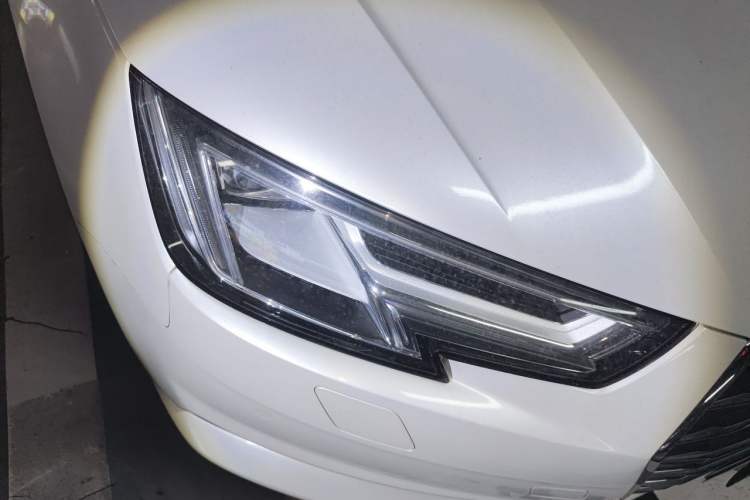 Used Audi A4L 2017 40 TFSI Fashion Model Right Front Headlight