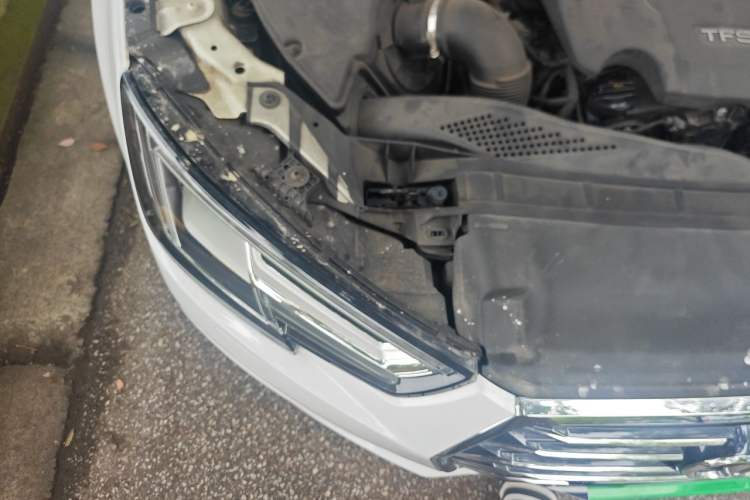Used Audi A4L 2017 40 TFSI Fashion Model Right Front Headlight