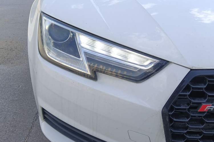 Used Audi A4L 2017 Plus 40 TFSI Ambition Model Right Front Headlight