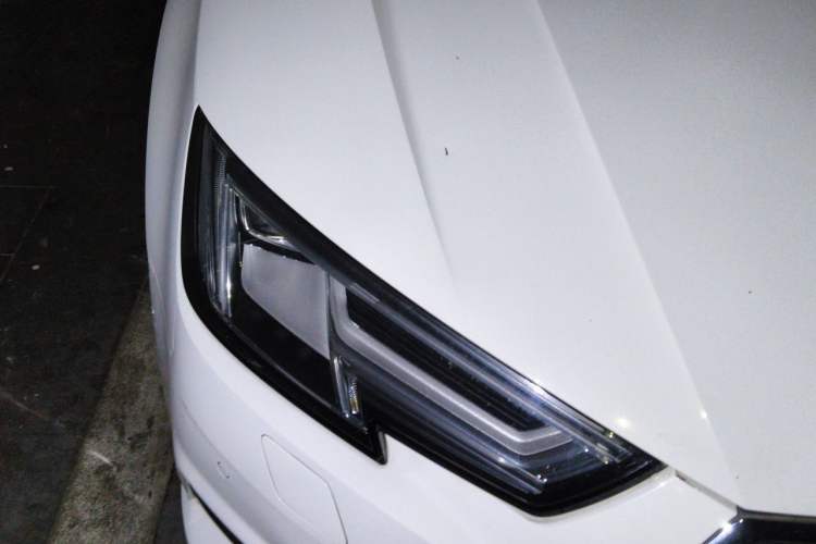 Used Audi A4L 2017 40 TFSI Fashion Model Right Front Headlight