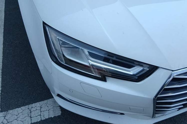 Used Audi A4L 2017 Plus 40 TFSI Fashion Model Right Front Headlight