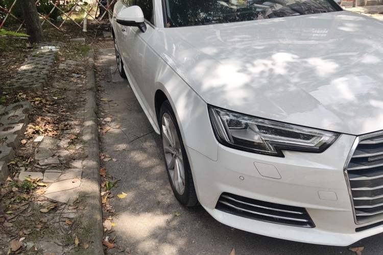 Used Audi A4L 2017 45 TFSI quattro Style Edition Right Front Headlight