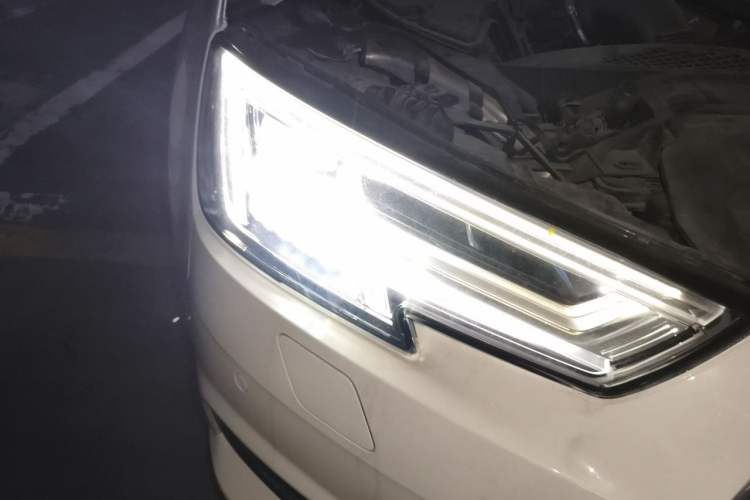 Used Audi A4L 2017 Plus 40 TFSI Ambition Model Right Front Headlight