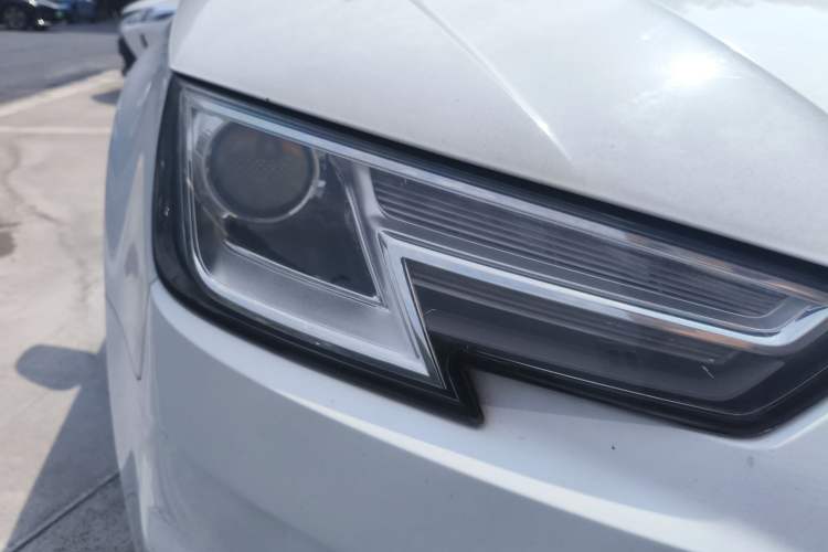 Used Audi A4L 2017 Plus 40 TFSI Ambition Model Right Front Headlight