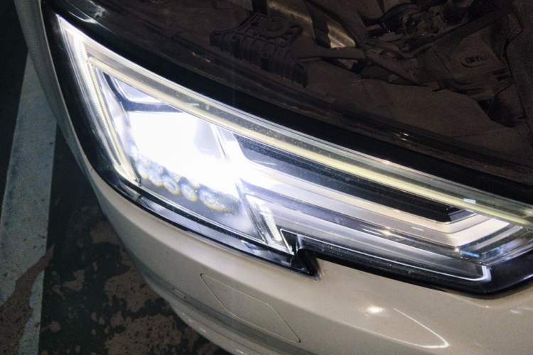 Used Audi A4L 2017 40 TFSI Style Edition Right Front Headlight