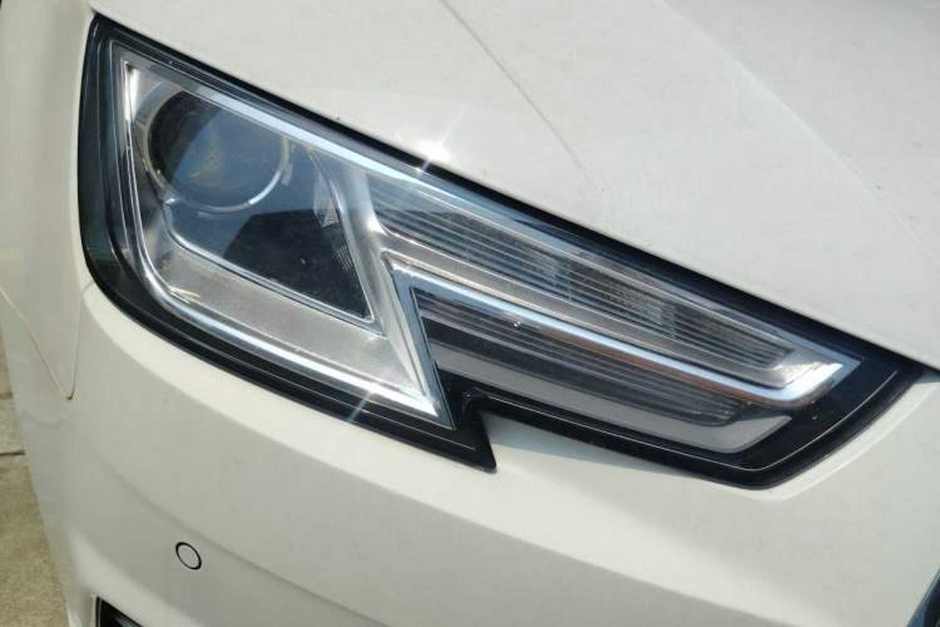 Used Audi A4L 2017 Plus 40 TFSI Ambition Model Right Front Headlight