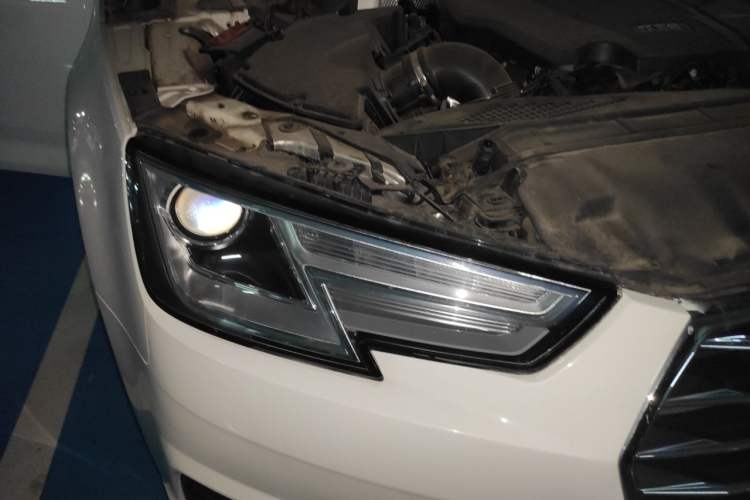 Used Audi A4L 2017 40 TFSI Ambition Edition Right Front Headlight