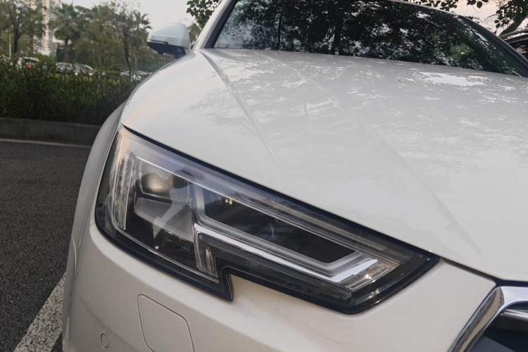 Used Audi A4L 2017 Plus 40 TFSI Fashion Model Right Front Headlight
