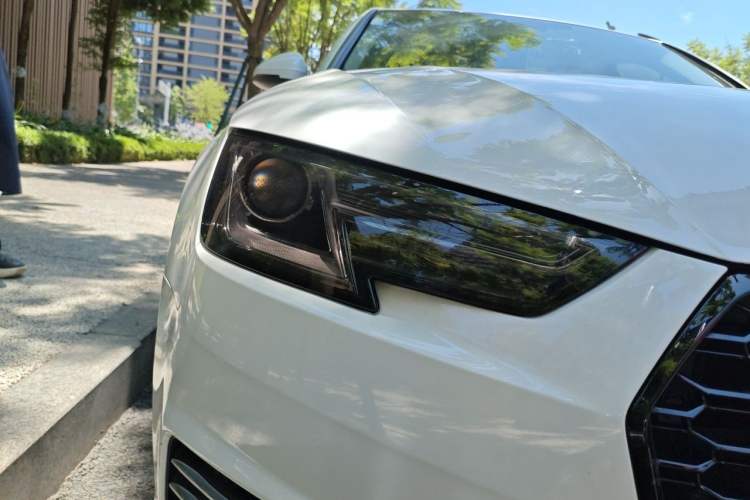 Used Audi A4L 2017 Plus 40 TFSI Ambition Model Right Front Headlight